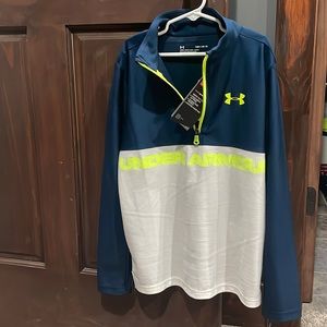 Boys Under Armour 1/4 Zip long sleeve shirt